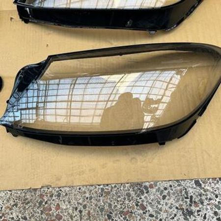 Mercedes W205 fara şüşəsi – Ehtiyat hissələri – ucuztap.az