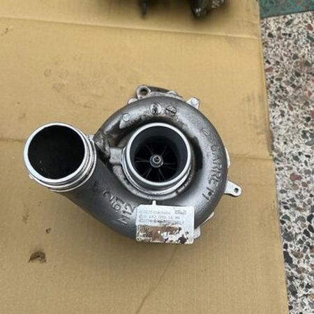 Mercedes Om642 mühərrikin turbosu – Ehtiyat hissələri – ucuztap.az
