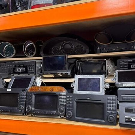 Mercedes elektronika detaları – Ehtiyat hissələri – ucuztap.az