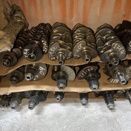 Mercedes M651 dirsəkli vallar