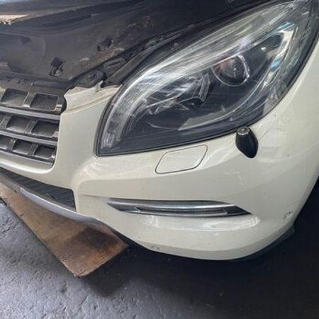 Mercedes W218 ehtiyat hissələri