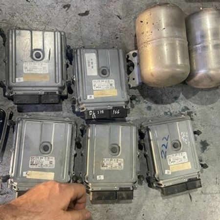 Mühərrik beyinləri