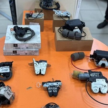 Mercedes-Benz baqaj kilidi