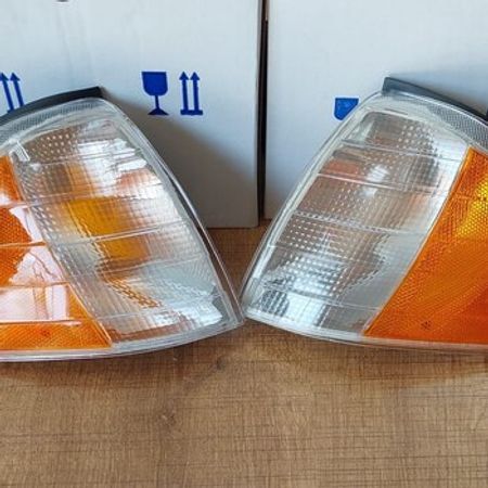 Mercedes W202 dönmə işqları