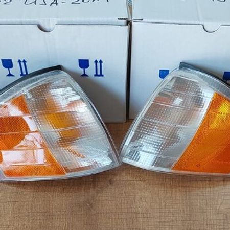 Mercedes W202 dönmə işqları