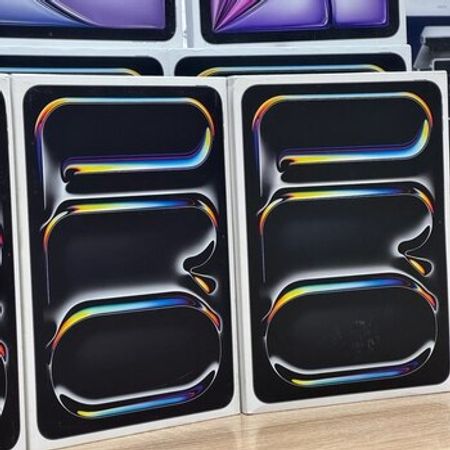 Apple iPad Pro 13 (2025) Space Black 256GB