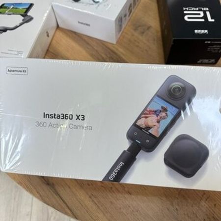 İnsta 360 X3 Adventure Kit