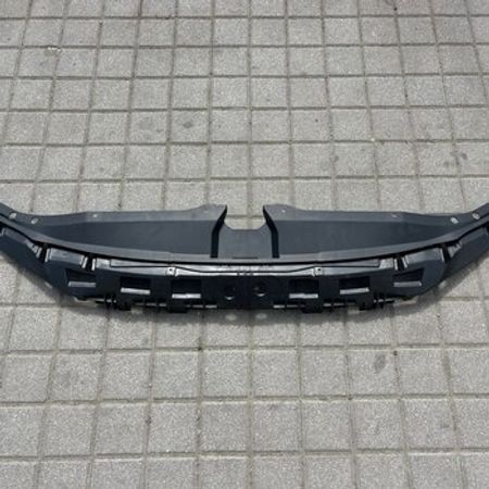 “Hyundai Elantra 2021” ekranın üst plasması