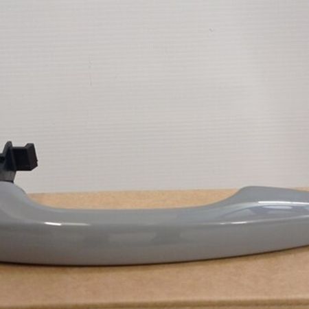 "Hyundai Elantra 2016-2019" qapı dəstəyi və başlıqları