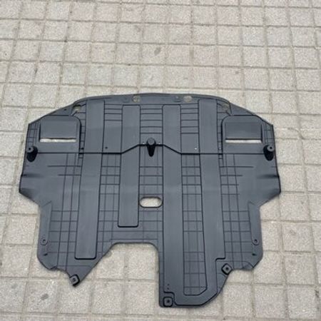 Hyundai Elantra 2015" mühərrikin alt qoruyucusu