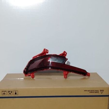 "Hyundai Elantra 2019" arxa duman işığı