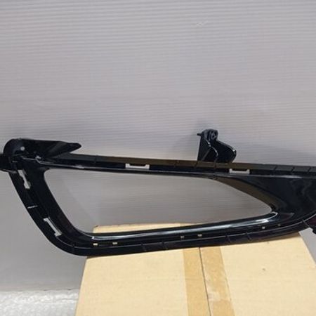 "Hyundai Tucson 2016" duman işığının qabı