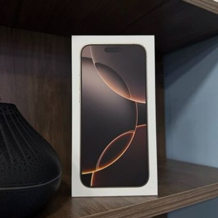 Apple iPhone 16 Pro Desert Titanium 128GB/8GB