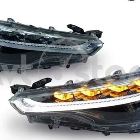 "Toyota Corolla Cross" faraları