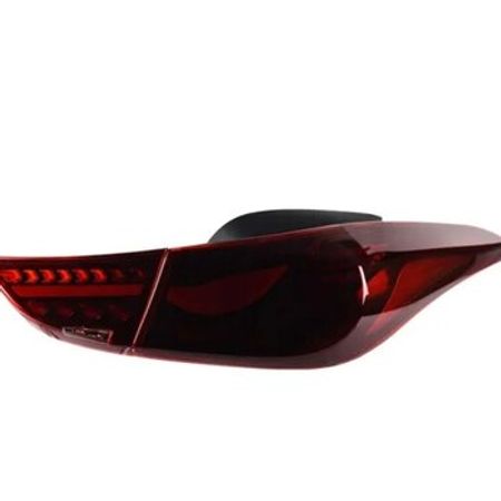 "Hyundai Elantra" stop işıqları