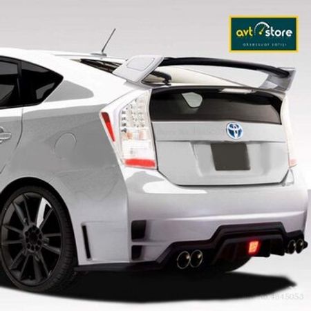 "Toyota Prius" spoyleri