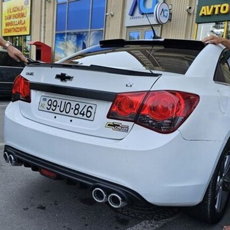 "Chevrolet Cruze" yarasa spoileri