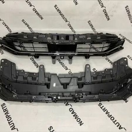 Toyota Camry 2024-2025 radiator paneli