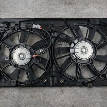 Toyota Corolla 2017-2025 elektro pər