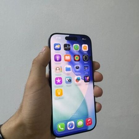 Apple iPhone 16 Pro Black Titanium 128GB/8GB