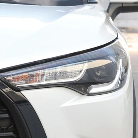 Toyota Cross farası