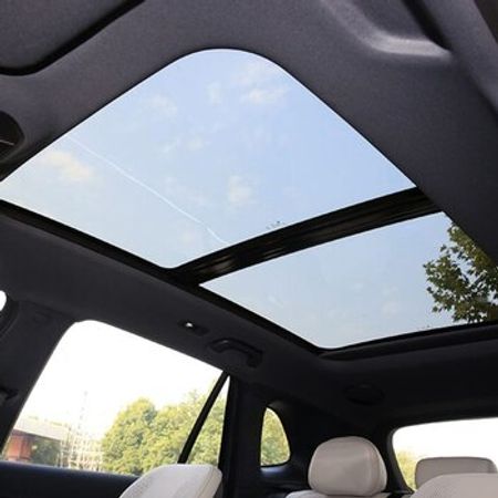 Geely Galaxy Starship 7 lyuk