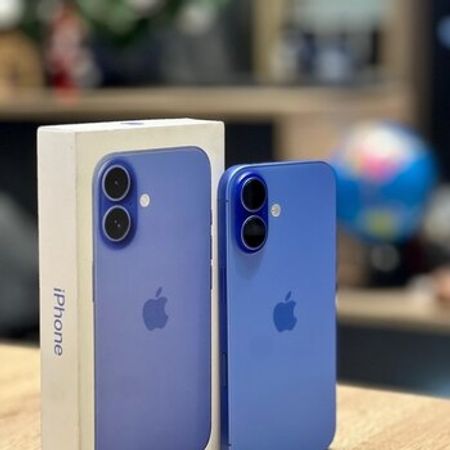 Apple iPhone 16 Ultramarine 128GB/8GB
