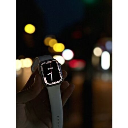 Apple Watch Series 8 Aluminum Starlight 45mm