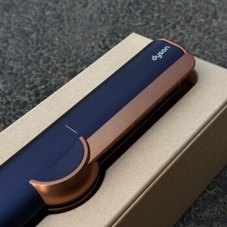 Fen "Dyson Airstrait"