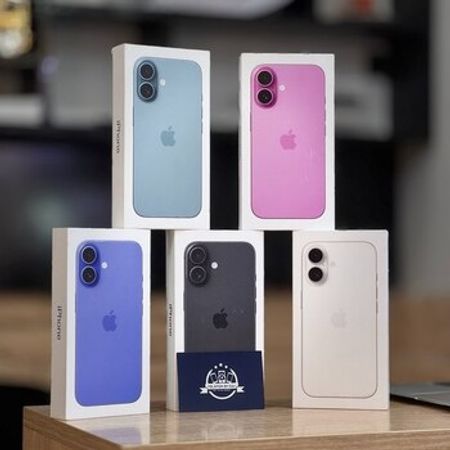 Apple iPhone 16 Black 128GB/8GB