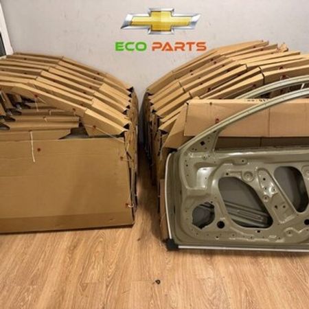 "Chevrolet Malibu 2016-2020" ön qapıları