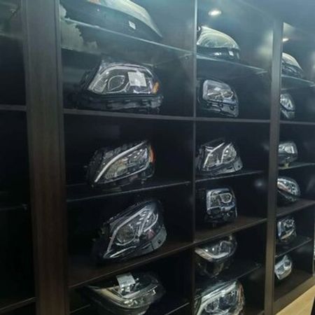 "Mercedes" faraları