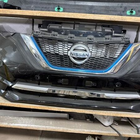 Nissan Note qabaq buferi