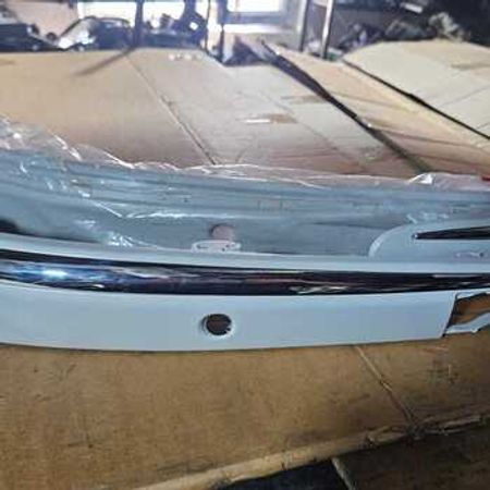 Mercedes 211 bufer kantı