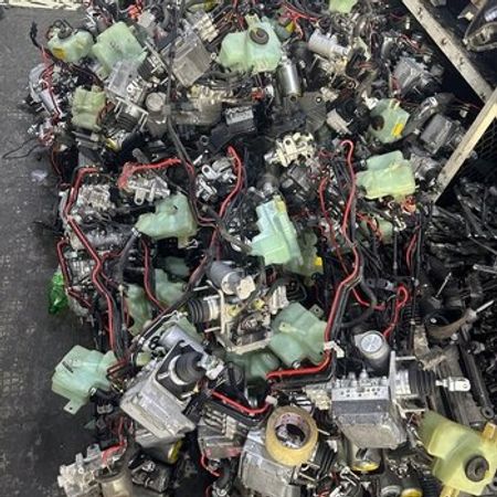 "Toyota Prius, Toyota Aqua, Toyota Felder, Nissan Note" ehtiyat hissələri