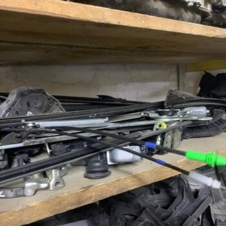 Toyota Prius qapı kilidləri