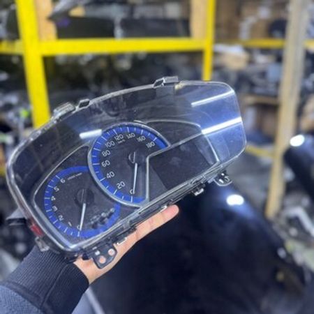 Toyota Fielder cihazlar paneli