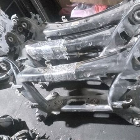 Mercedes travesi – Ehtiyat hissələri – ucuztap.az