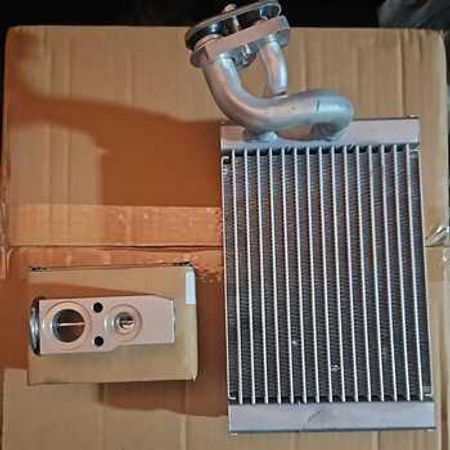 Mercedes-Benz Vito radiatoru