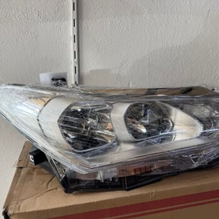 Toyota Fielder farası