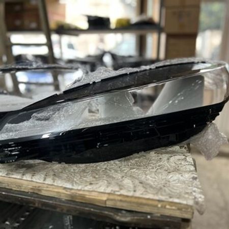 "Changan A05" ön farası