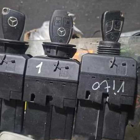 Mercedes Vito kilidi