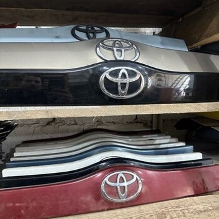 "Toyota Prius" smart baqaj üçün əl tutacağı