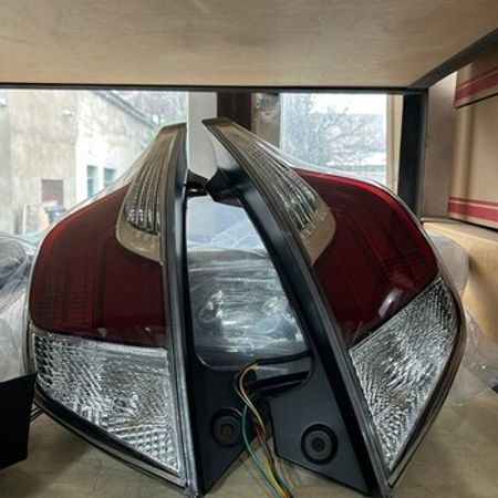 Toyota Aqua 2017 stop işığı