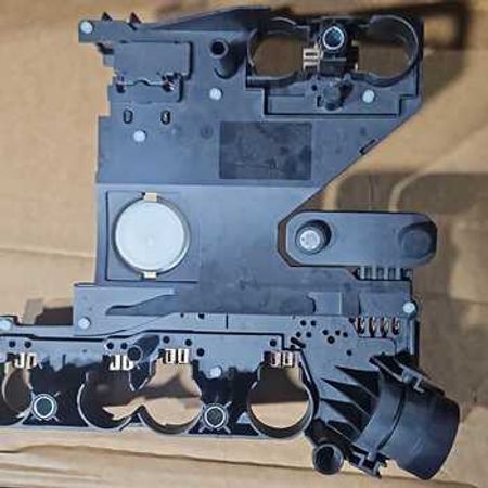 Mercedes qutu platası