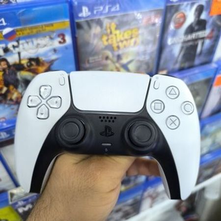 PS5 Dualsense pultu