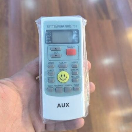 "AUX" kondisioner pultu