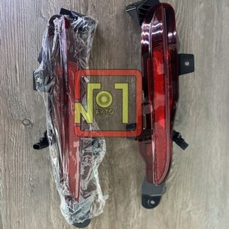 "Land Rover Velar" əksetdirici