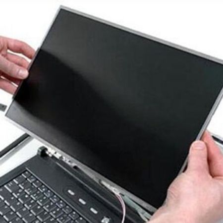 Noutbuk ekranlarının dəyişdirilməsi