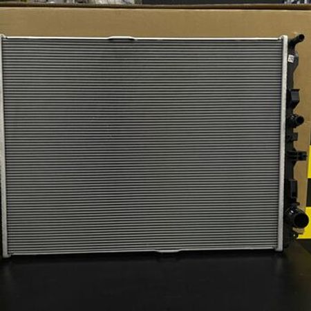 Mercedes W205, W213 su radiatoru – Ehtiyat hissələri – ucuztap.az